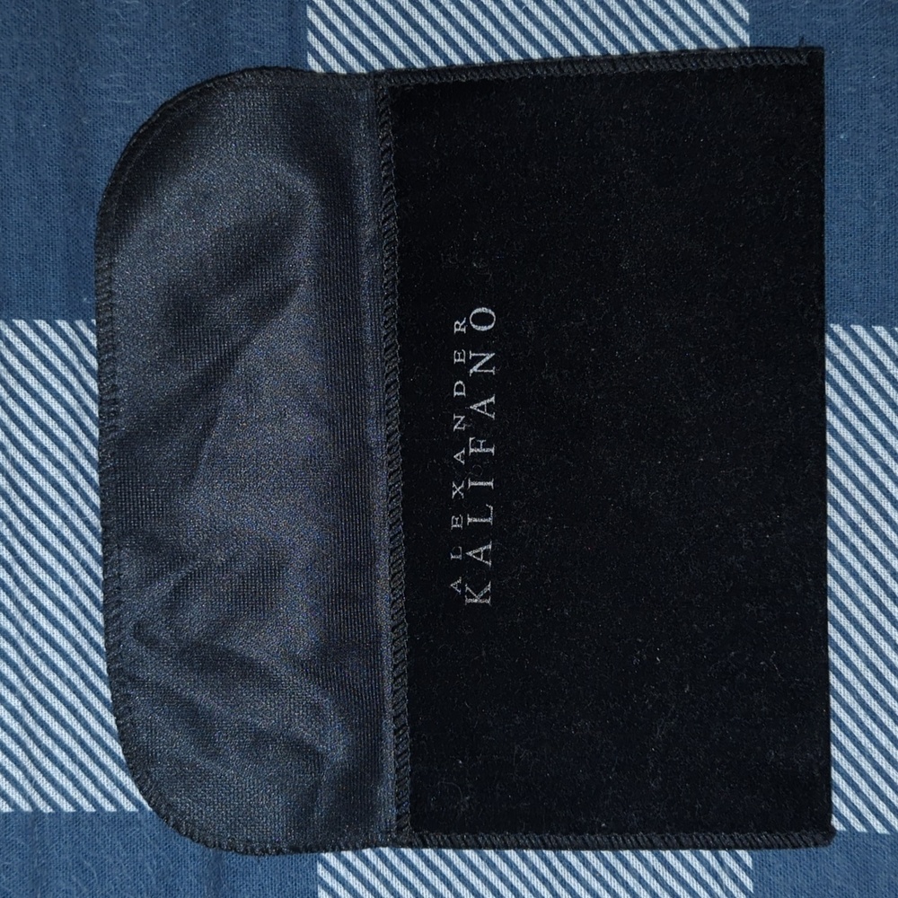 Alexander Khalifano velvet pouch
